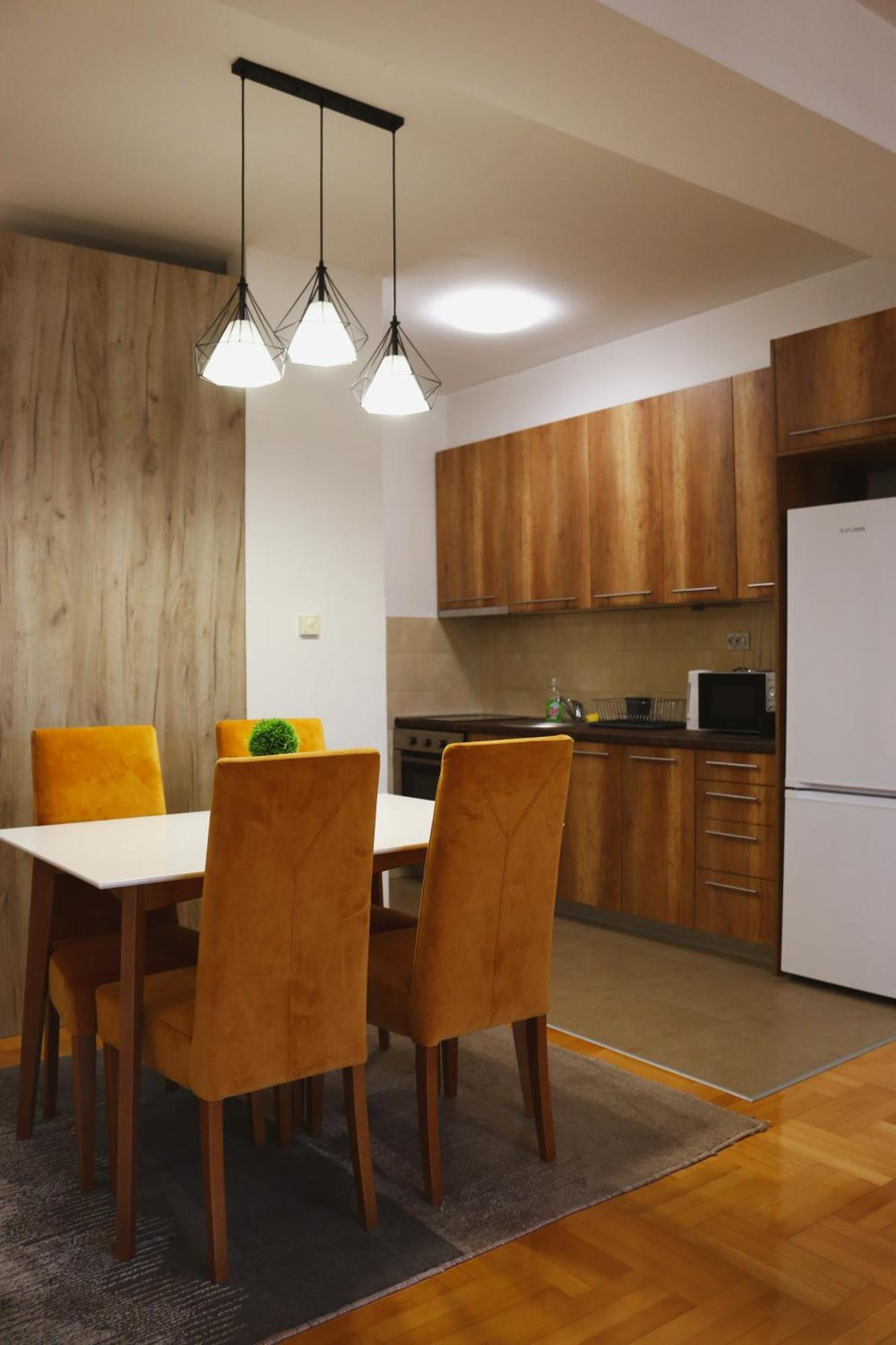 S Apartment Skopje Buitenkant foto