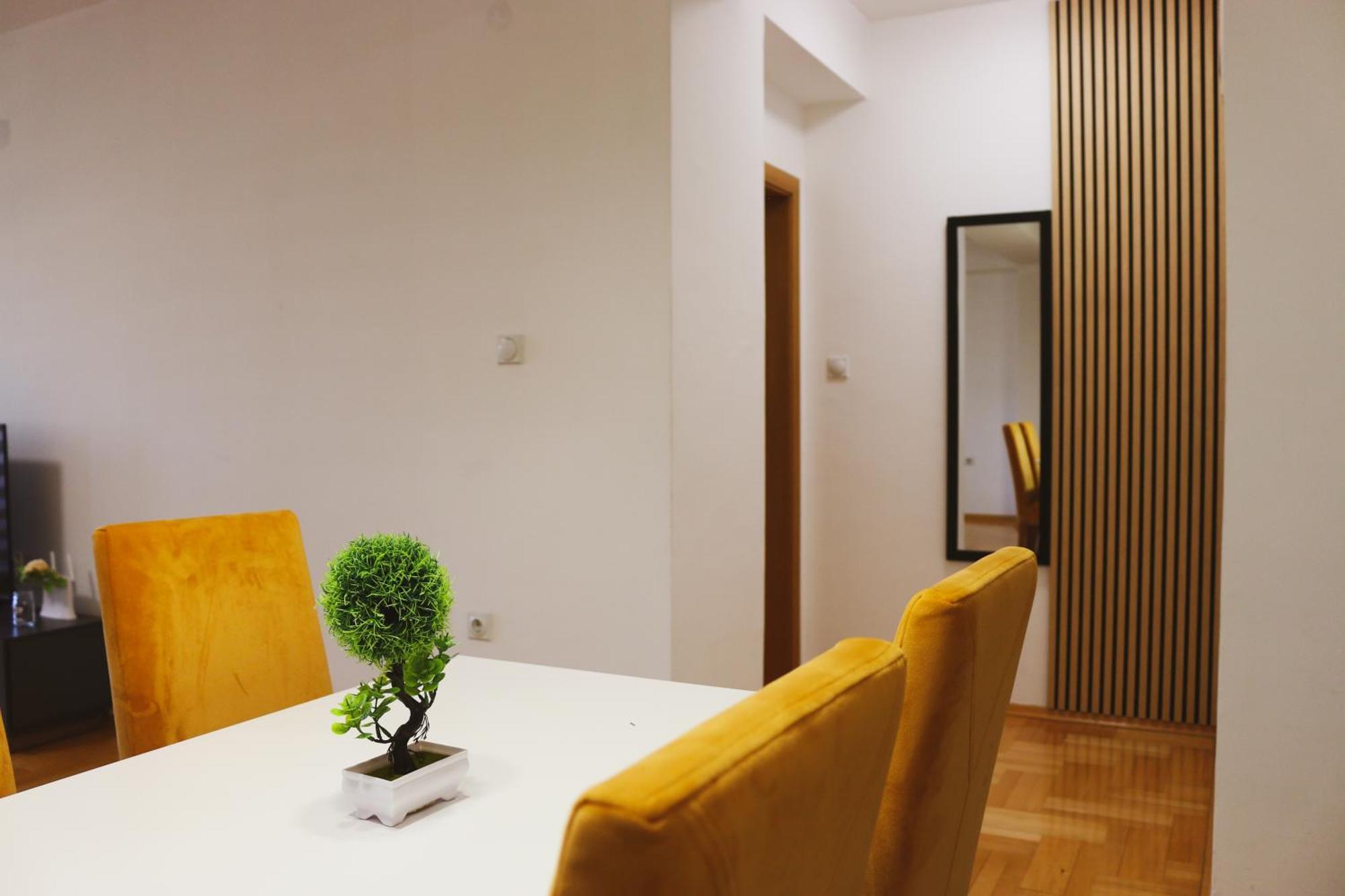 S Apartment Skopje Buitenkant foto